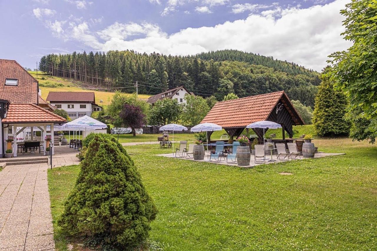 Boutique Wellnesshotel Landmann Steinen  Екстериор снимка