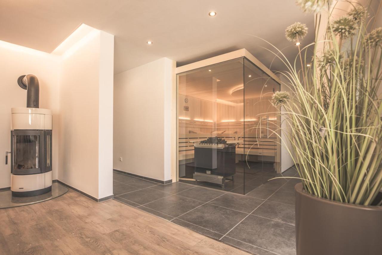 Boutique Wellnesshotel Landmann Steinen  Екстериор снимка