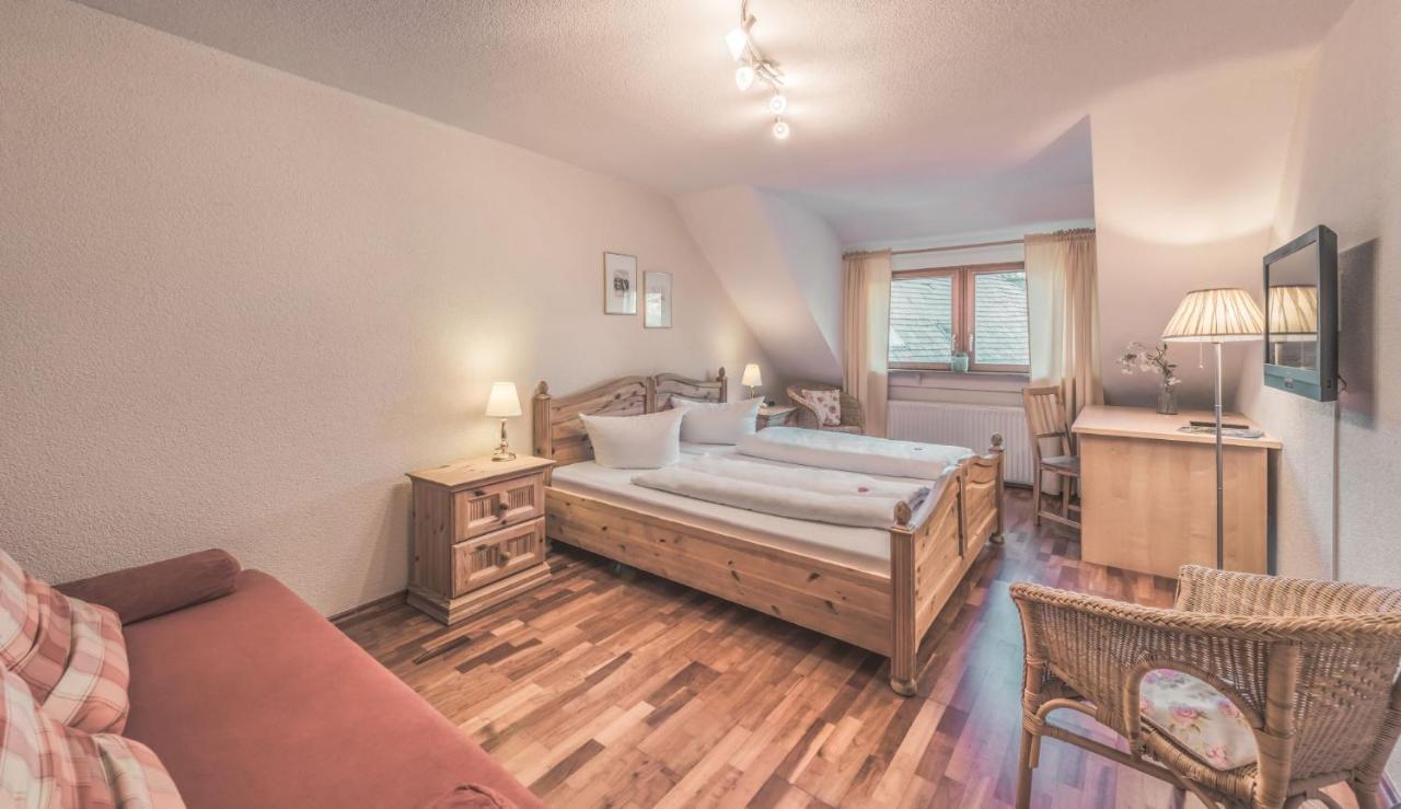 Boutique Wellnesshotel Landmann Steinen  Екстериор снимка