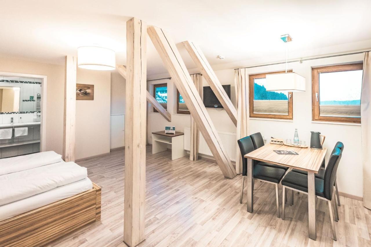 Boutique Wellnesshotel Landmann Steinen  Екстериор снимка